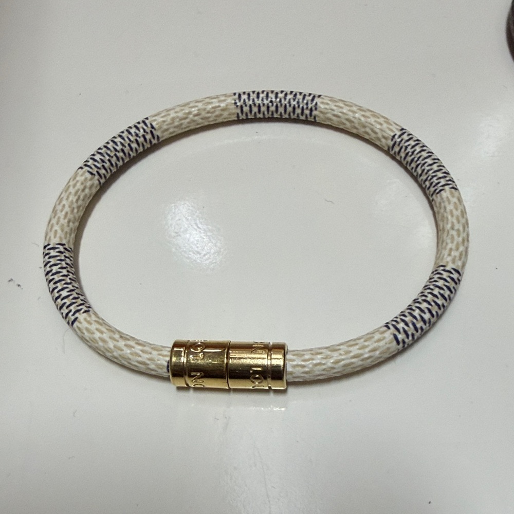 Louis Vuitton leather  Gold and Cream Bracelet